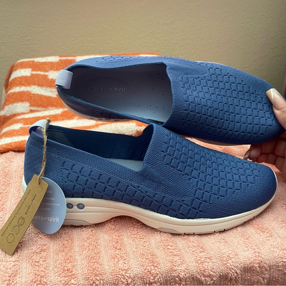 Easy Spirit Navy espadrilles - Picture 3 of 3